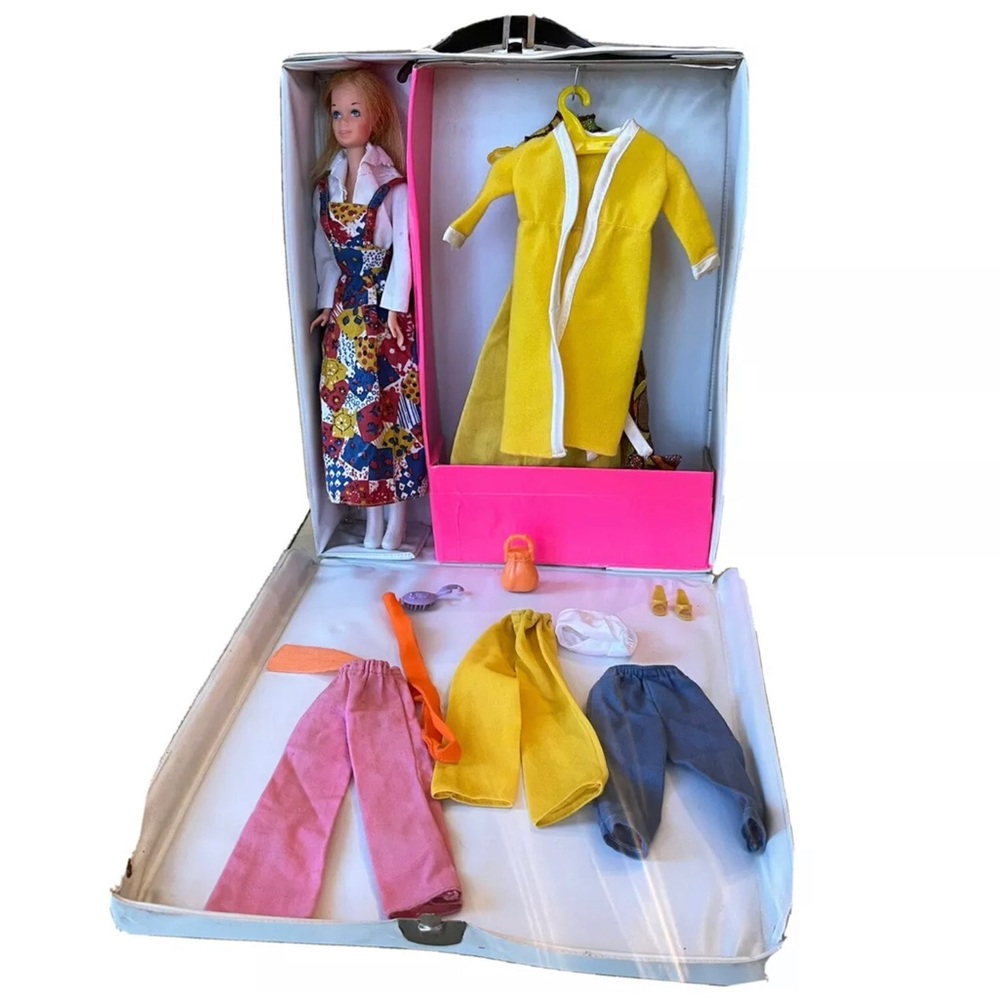 Vintage Mattel #9805 Super Fashion Fireworks Barbie 1976 + Case Clothes RARE